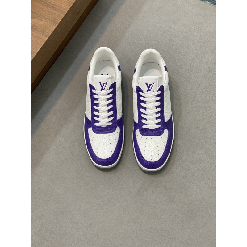 l**is V*t*n sneakers
